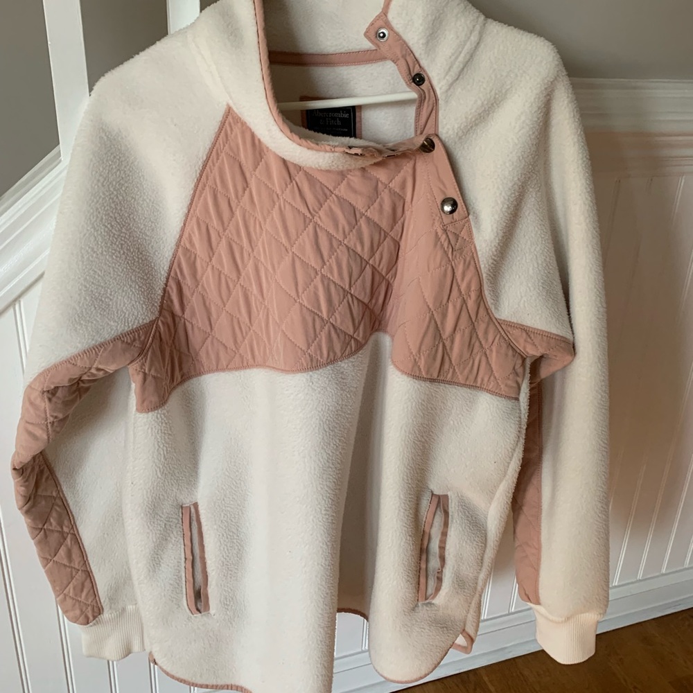 Abercrombie & Fitch XL asymmetrical fleece